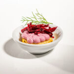 ciotola con Cracker, carota viola, ragusano DOP