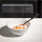 ciotola con Mandorla, lamponi, finocchietto e umami Rambutan